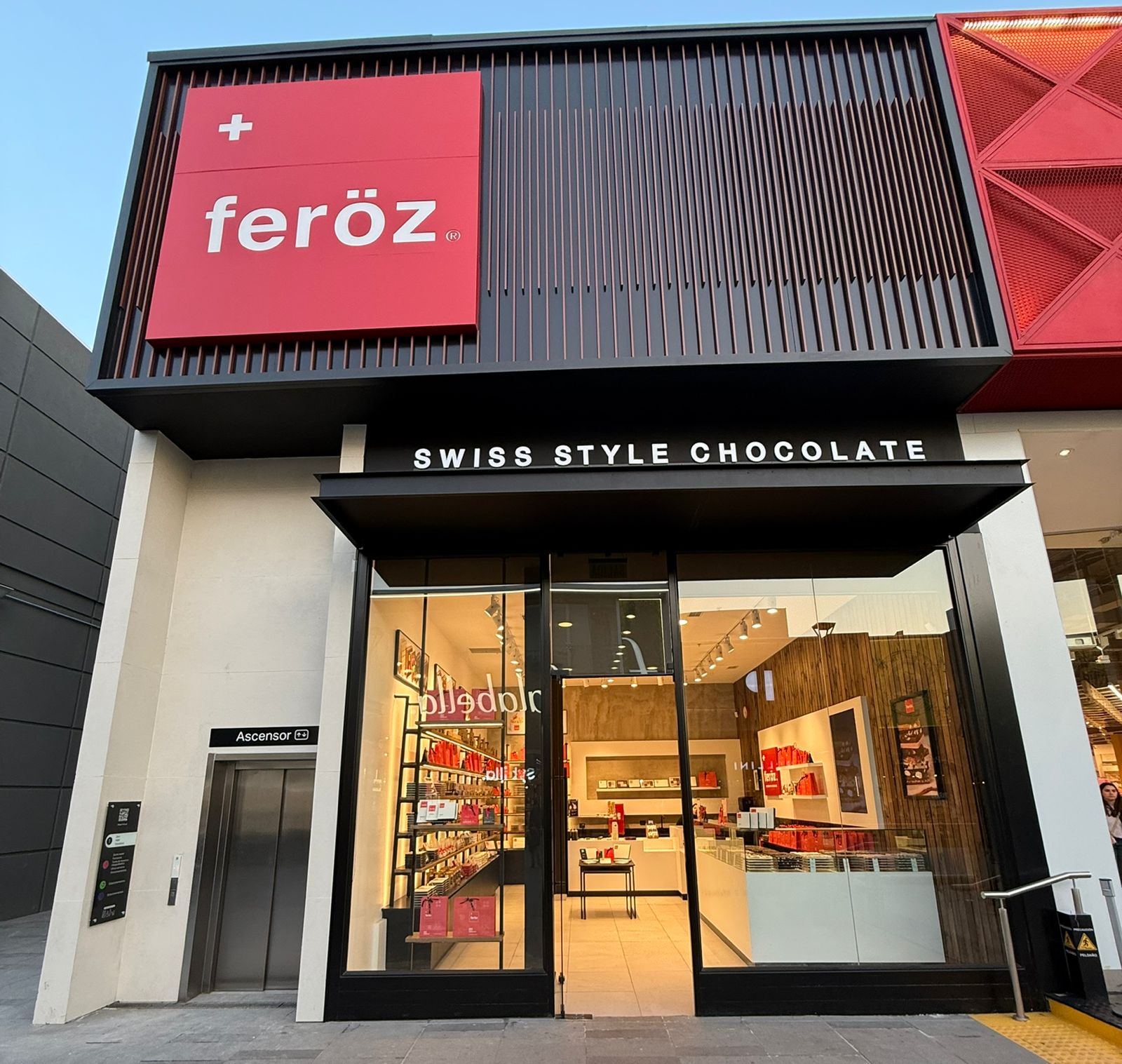 Mall Plaza Vespucio